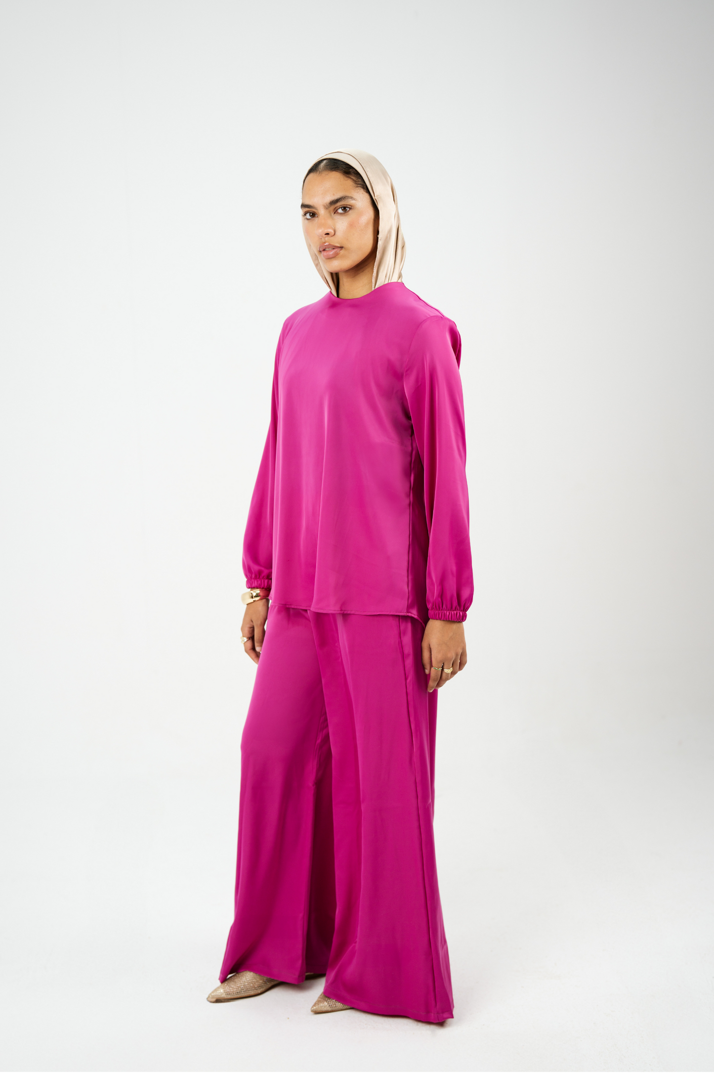 The Magenta Weightless Wonder
